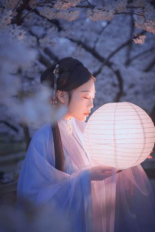 汉服夜景，汉服约拍