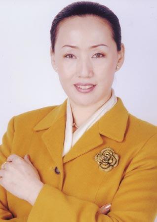 2004中国女性创业年度风云人物参选者--洪伟(图)