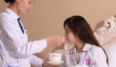 冬天新妈妈该如何坐月子