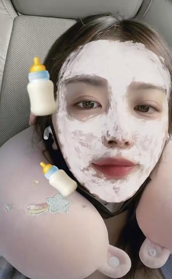 抖音最近很火的奶瓶面膜特效相机