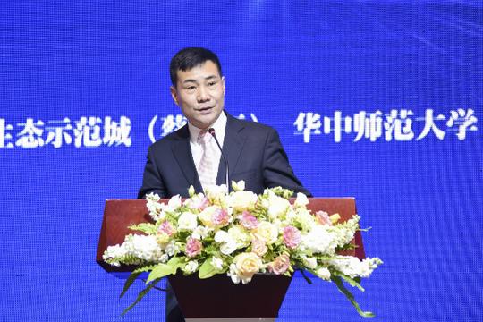 爱在华师爱上武汉——百万大学生留汉创业就业计划宣讲活动走进华中