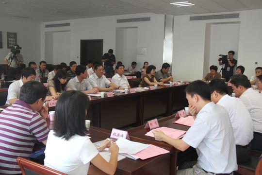 吴成生出席济南市小微企业创业服务实训基地与奥鹏远程教育中心战略
