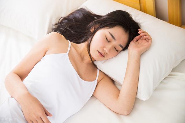 睡软床对宝宝有影响吗