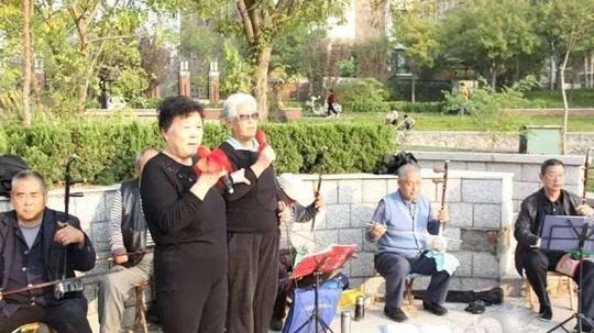 "创业创新惠众惠民"下应街道迎五一文艺汇演圆满结束