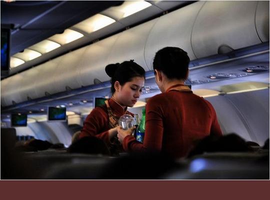 【空姐摄影图片】飞机舱内人像摄影
