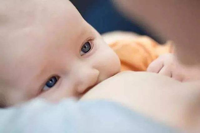 如何判断乳汁是否足够?