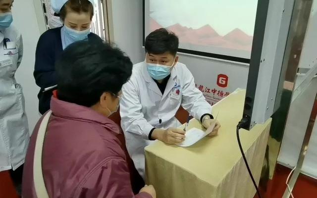 宝宝骨密度低是缺钙吗
