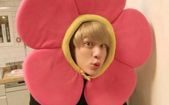 【防弹少年团(bts)】金硕珍jin可爱直拍之大哥也很会跳舞(持更)