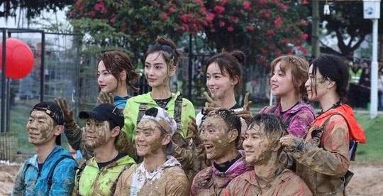 杨颖与吴谨言《奔跑吧》首次同框,同一镜头下,两人形象各有千秋