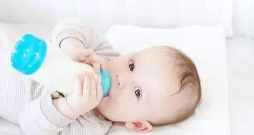 夏季适合给宝宝断奶吗？最好不要