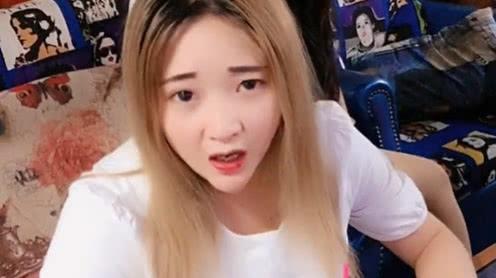 美女:小哥哥,我信你个鬼,你一看就不是啥好人