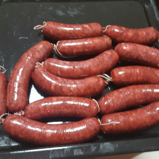西与西子做的自制黑椒风味脆皮肠--多图详解手工灌肠