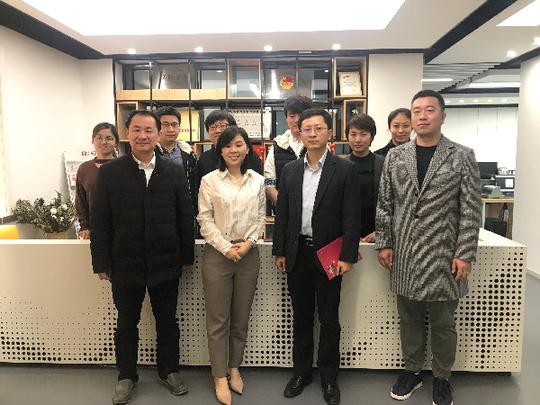 我校与上海硕风国际旅行社有限公司举行捐赠签约及大学生就业创业实践