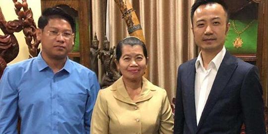 没上过高中靠一张嘴赚走国人数亿还成柬埔寨的座上宾