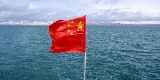 五星红旗飘壁纸