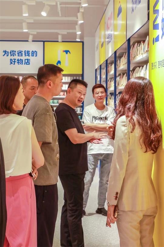 2元店赚钱的秘密之薄利多销的创业方法!