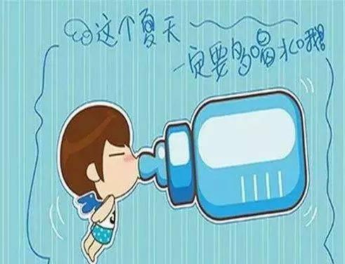 几个月开始给孩子补充水分