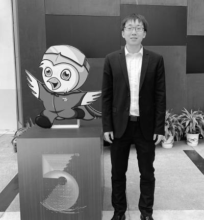 一位清华“90”后博士的创业路