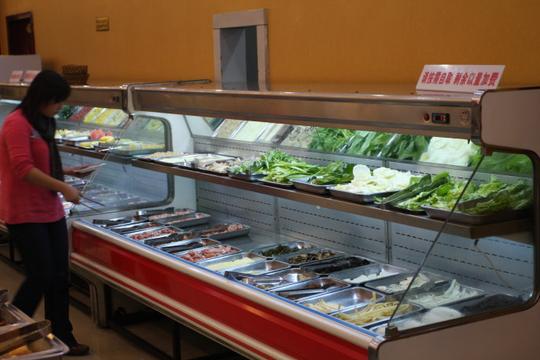 厨房探店之风雪夜初访瑞食大地自助餐厅