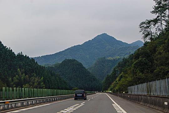 高速公路_图片大全—全景创意图库（quanjing.com）中国领先的正版图片视频素材网站