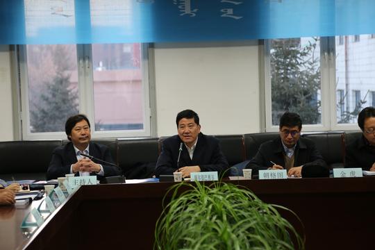 我校蒙古学学院成功举办2016年度全国高校蒙古语言文学专业研究生论坛