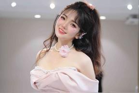 斯琴高丽的成名作品有哪些（斯琴高丽是靠什么火的）