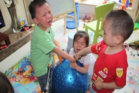 孩子不愿意和别人分享玩具怎么办