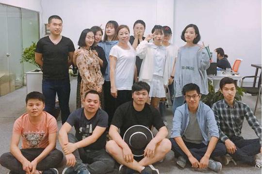 我校创业大学生胡楚靓双十一当天营业额突破1100万元