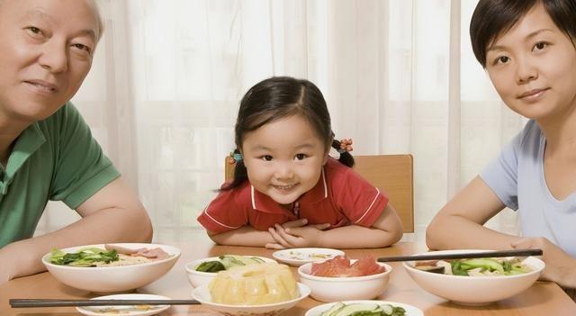 宝宝夏季饮食原则有哪些
