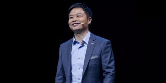 新知达人,马斯克未来最大对手!37岁把公司卖给马云，套现300亿后创业