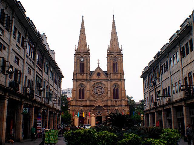 去广州旅游不知道哪里好玩?这些地方值得你一去!