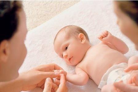 新生儿没吃饱的9个重要信号