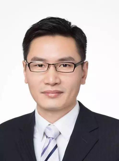 特别是黑色产业领域,原光大证券研究所宏观策略和钢铁行业分析师.