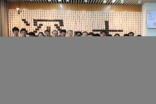 校长午餐会透露学校将调整体育经费未来两年实现学生对居住美好宿舍的期待