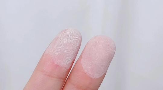 红血丝女孩请进!这散粉还不赶快拥有?