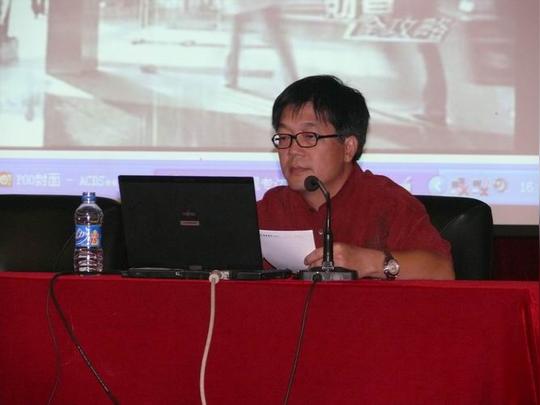 校友林怀文返校做演讲报告《建筑设计创作与创业体会》