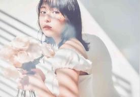 景井ひな