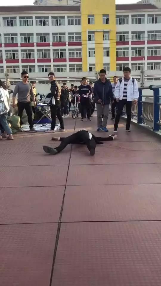 丹梓林户外搞笑