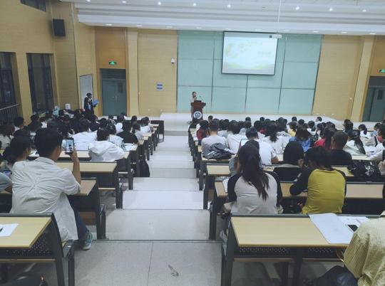 中西医结合学院第十一届职业规划设计大赛暨大学生创业大赛圆满结束