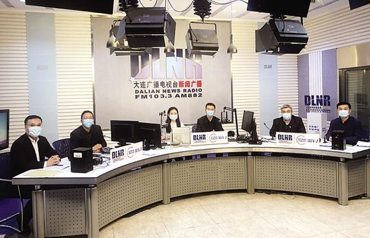 市人社局负责人做客直播间，就求职、创业相关问题答疑解惑。
