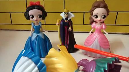 育儿亲子游戏玩具:贝儿，白雪到底谁在说谎