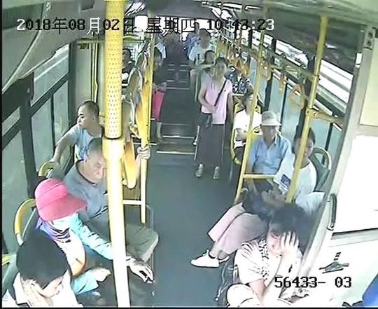 12岁姐姐中了抖音的毒,居然从宁波离家出走