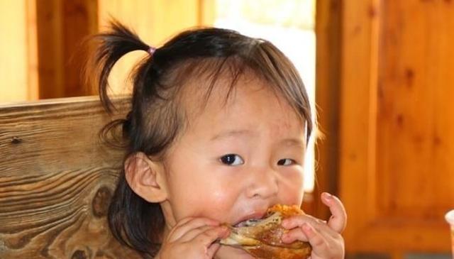 三岁孩子积食严重怎么办