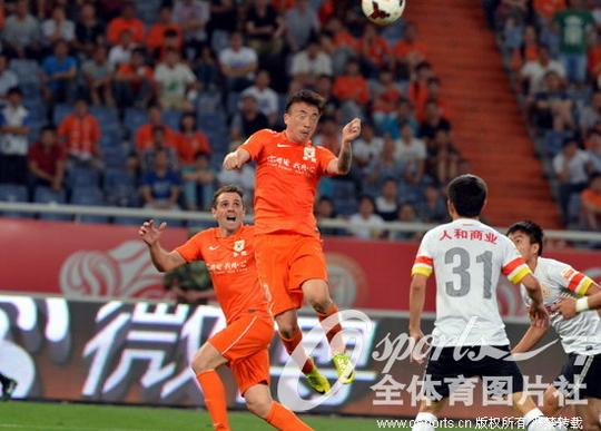 中超-陈子介错失单刀鲁能主场0-0平人和【5】