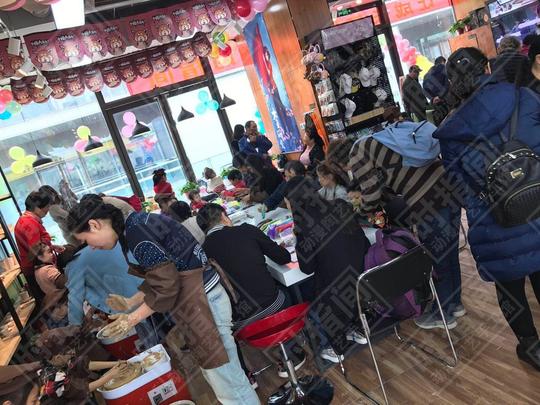 大学生毕业创业开陶艺店成功案例