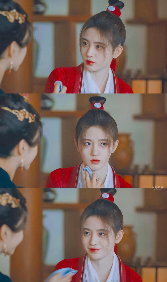漂亮书生|鞠婧祎×雪文曦cr:八月长兮