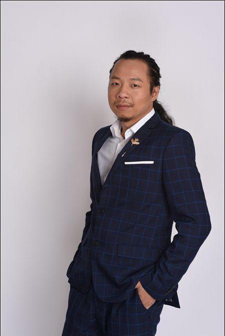 比如逗哥的扮演者,同时也是《天天逗事》的主演伍国宝是广东知名演员