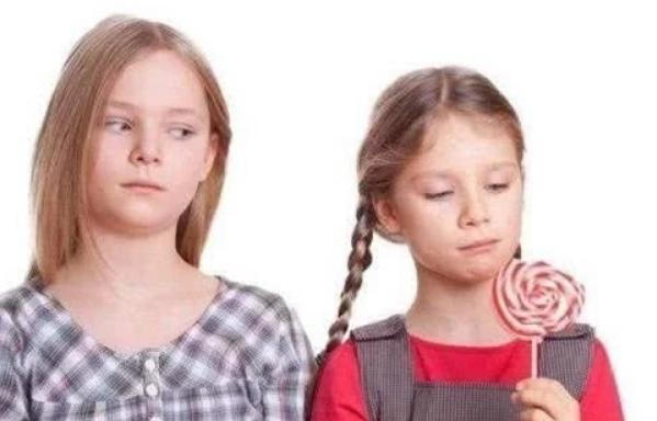 小孩子嫉妒心太强怎么办