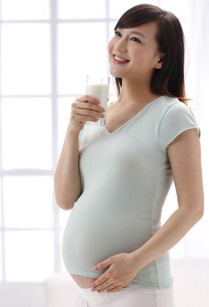 孕妇能喝牛奶吗坐月子