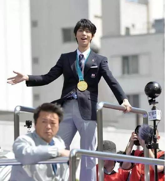 搞笑正文失败摄影展是6月网上发起的活动,灵感来源于日本网友拍羽